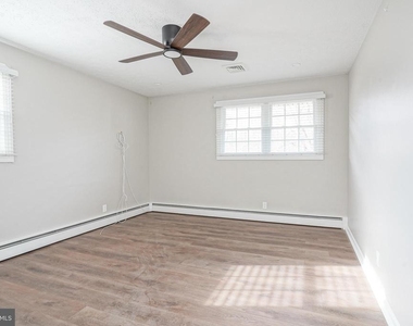 611 Fries Mill Road - Photo Thumbnail 16
