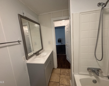 87 Robert Thompson Road - Photo Thumbnail 48