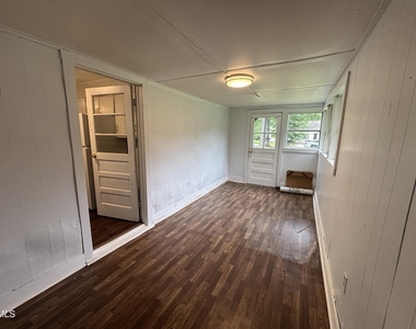 87 Robert Thompson Road - Photo Thumbnail 35