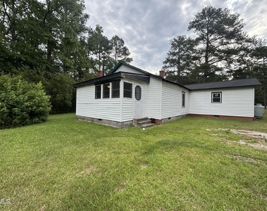 87 Robert Thompson Road - Photo Thumbnail 11