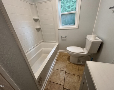 87 Robert Thompson Road - Photo Thumbnail 45