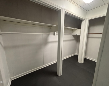 87 Robert Thompson Road - Photo Thumbnail 30