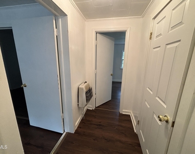 87 Robert Thompson Road - Photo Thumbnail 37