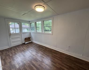 87 Robert Thompson Road - Photo Thumbnail 33