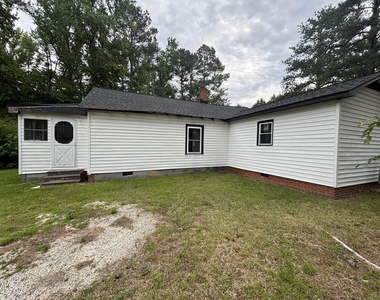 87 Robert Thompson Road - Photo Thumbnail 8