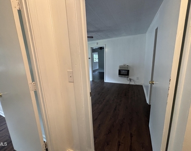 87 Robert Thompson Road - Photo Thumbnail 49