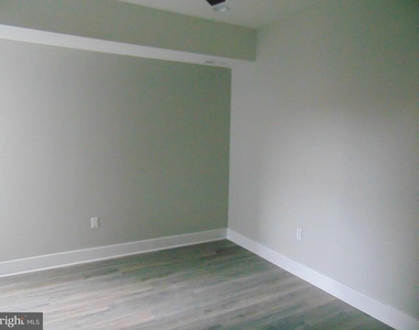 219 Market Street - Photo Thumbnail 7