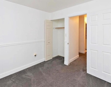 1139 Thackary Court - Photo Thumbnail 11
