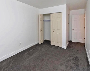 1139 Thackary Court - Photo Thumbnail 9