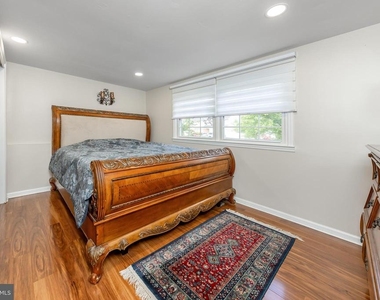 42 Regent Road - Photo Thumbnail 16
