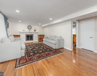 42 Regent Road - Photo Thumbnail 13