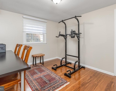 42 Regent Road - Photo Thumbnail 17