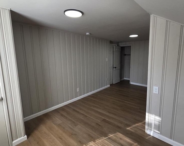 13 W Lake Avenue - Photo Thumbnail 11