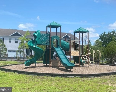 65 Morley Boulevard - Photo Thumbnail 28