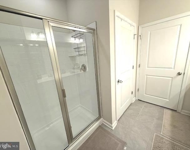 65 Morley Boulevard - Photo Thumbnail 16