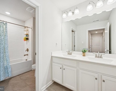 65 Morley Boulevard - Photo Thumbnail 21