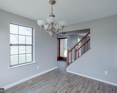 101 Bayberry Court - Photo Thumbnail 5