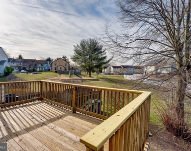 101 Bayberry Court - Photo Thumbnail 22
