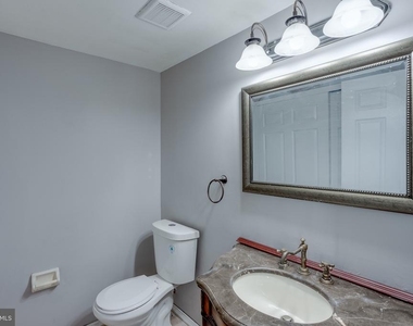 101 Bayberry Court - Photo Thumbnail 10
