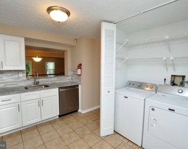 23 Waterview Court - Photo Thumbnail 4