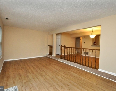 23 Waterview Court - Photo Thumbnail 9