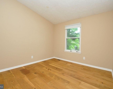 23 Waterview Court - Photo Thumbnail 11
