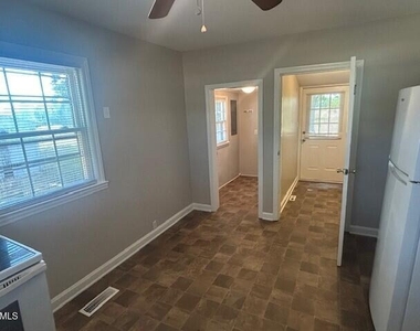 7941 Cleveland Road - Photo Thumbnail 3