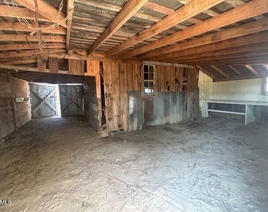 7941 Cleveland Road - Photo Thumbnail 14