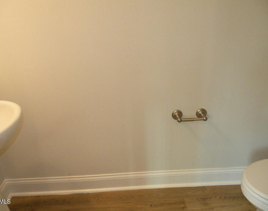 328 Page Square Drive - Photo Thumbnail 11