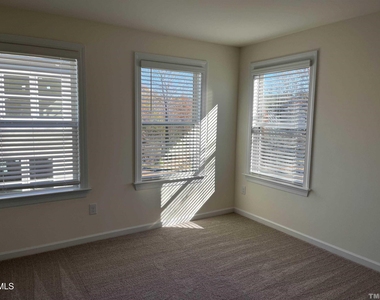 6920 Leesville Road - Photo Thumbnail 11