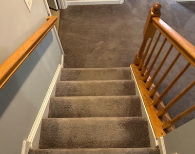 9602 Woodview Drive - Photo Thumbnail 7