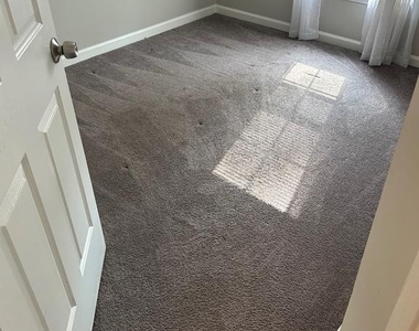 9602 Woodview Drive - Photo Thumbnail 17