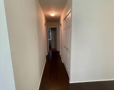 15713 Pointer Ridge Drive - Photo Thumbnail 5