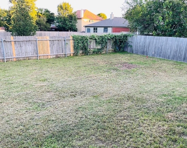 16837 Bailey Jean Dr - Photo Thumbnail 17