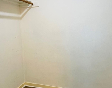 16837 Bailey Jean Dr - Photo Thumbnail 10
