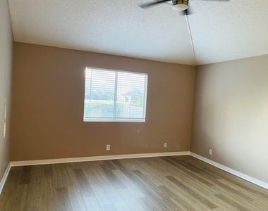 16837 Bailey Jean Dr - Photo Thumbnail 9