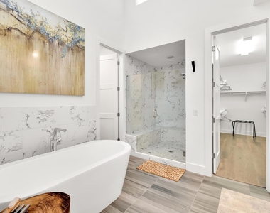 1008 Concordia Ave - Photo Thumbnail 22