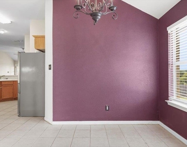 1500 Ashberry Trl - Photo Thumbnail 6