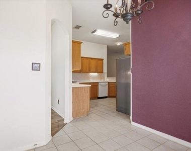 1500 Ashberry Trl - Photo Thumbnail 5