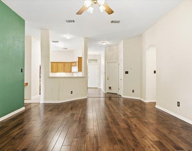 1500 Ashberry Trl - Photo Thumbnail 15