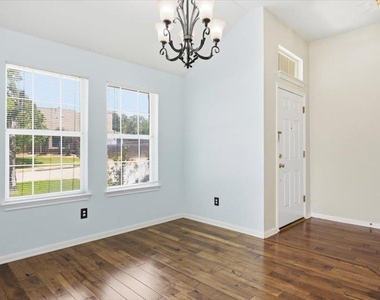 1500 Ashberry Trl - Photo Thumbnail 4