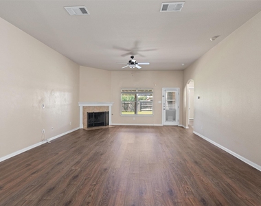 4494 Heritage Well Ln - Photo Thumbnail 22