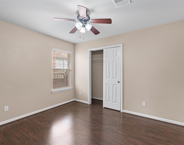4494 Heritage Well Ln - Photo Thumbnail 15