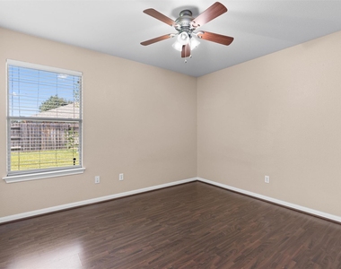 4494 Heritage Well Ln - Photo Thumbnail 12