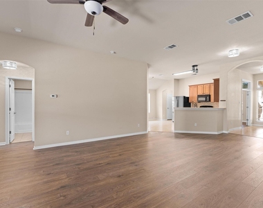 4494 Heritage Well Ln - Photo Thumbnail 20