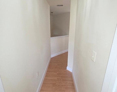 12828 Clarksburg Square Road - Photo Thumbnail 21