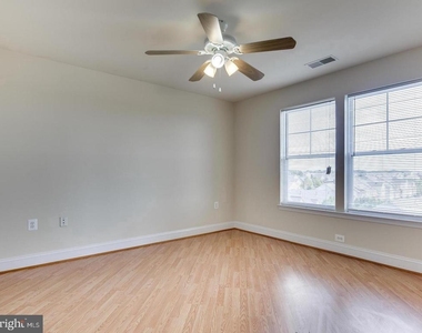 12828 Clarksburg Square Road - Photo Thumbnail 5