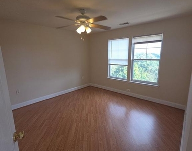 12828 Clarksburg Square Road - Photo Thumbnail 6