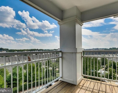 12828 Clarksburg Square Road - Photo Thumbnail 17