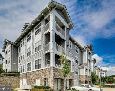12828 Clarksburg Square Road - Photo Thumbnail 18